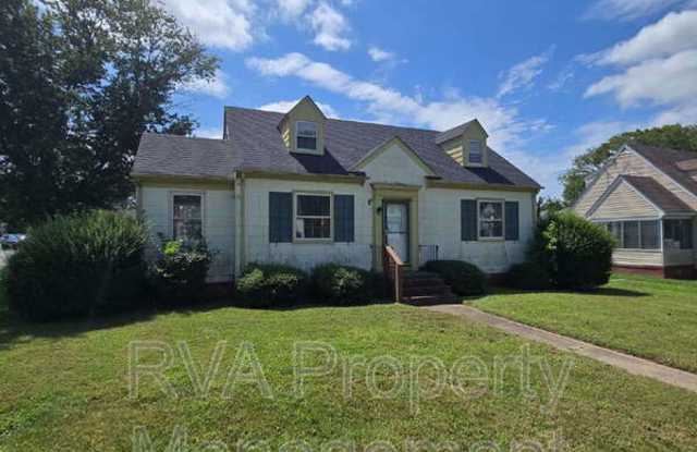 1915 Parlow Drive Gallery 2