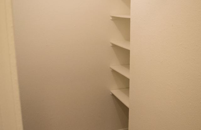 772 Green Road Gallery 2