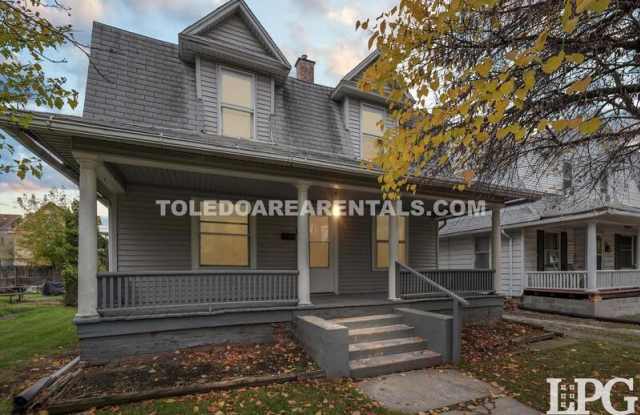 2907 Rockwood Pl photos photos