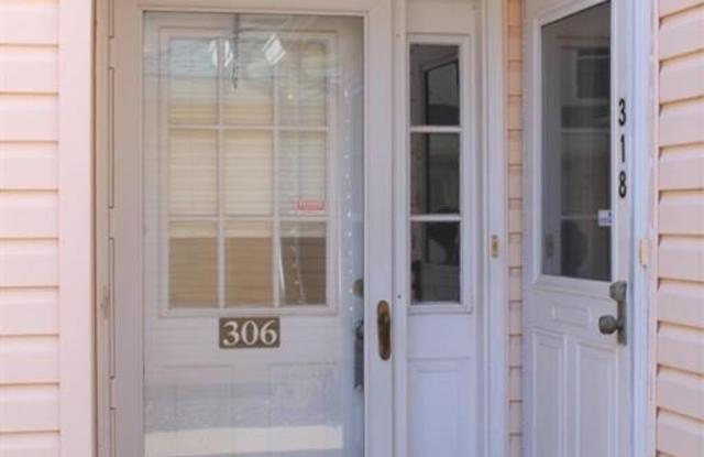 306 Plymouth Road Gallery 3