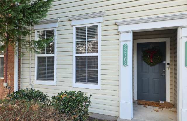 22763 FOUNTAIN GROVE Square photos photos