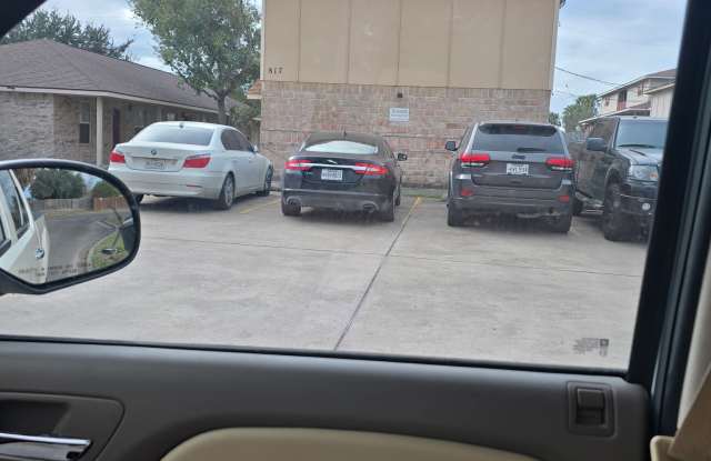 817 Sonesta Drive photos photos