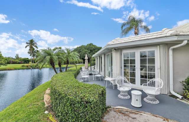 450 French Royale Circle photos photos