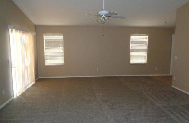 46137 W Guilder Avenue Gallery 3