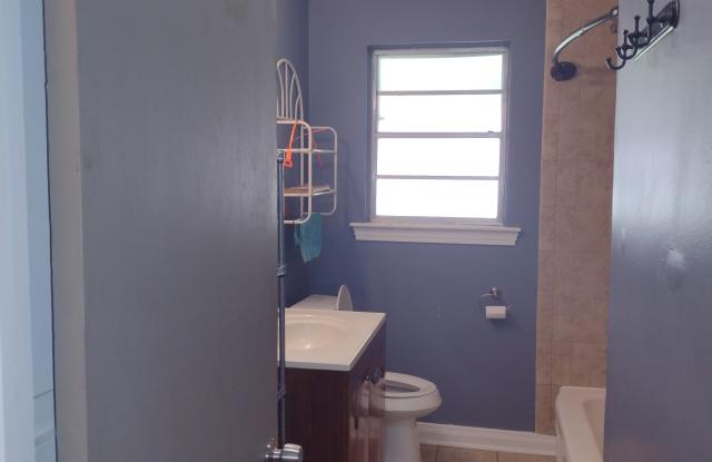 125 Ren Pass Avenue photos photos