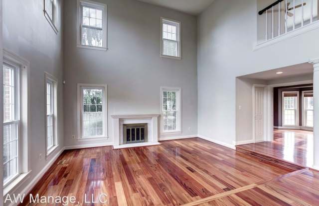 6708 Applewood Place Gallery 4