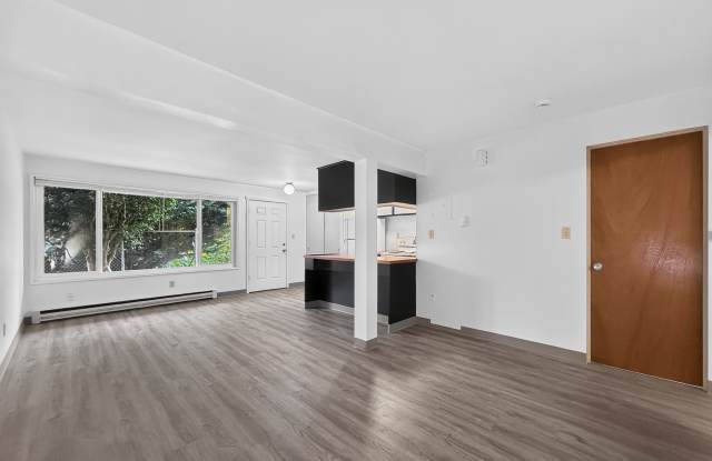 1319 15th Ave S#15 Gallery 2