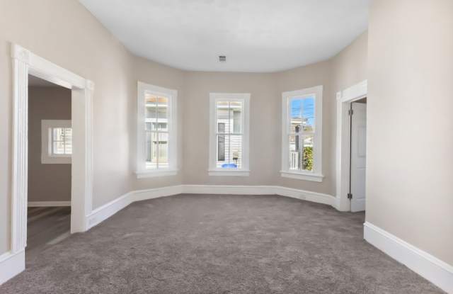2905 12th Avenue - B Gallery 1