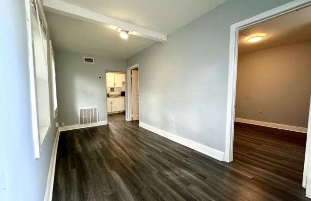 1000 W Lakewood Rd photos photos