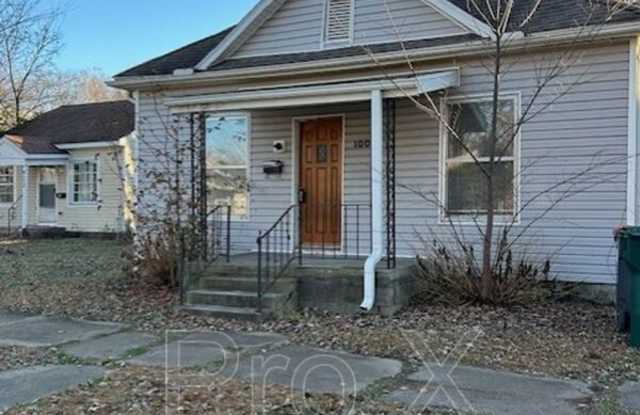 1004 E. 10th photos photos