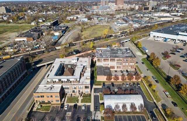 5766 TRUMBULL Street photos photos