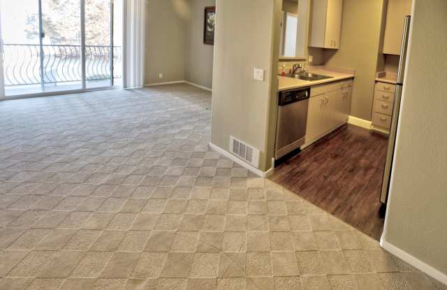 Beautiful 1Bedroom Condo Walking Distance to BART! Gallery 4