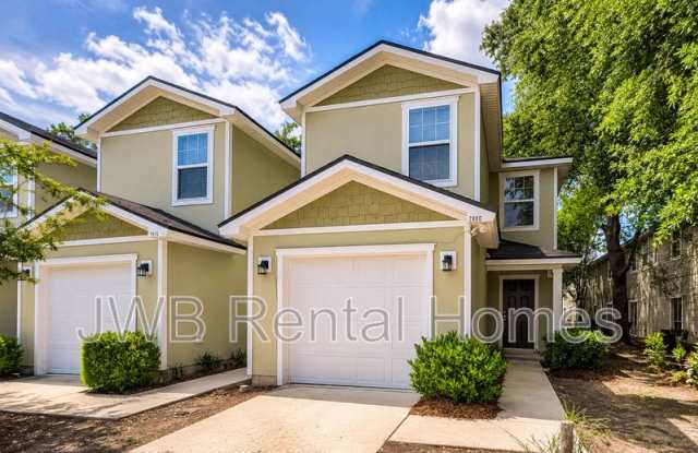 7880 Playschool Ln photos photos