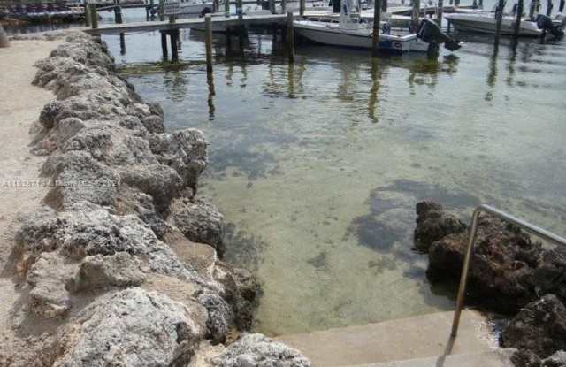 92550 Overseas Hwy - 92550 Overseas Highway, Tavernier, FL 33070
