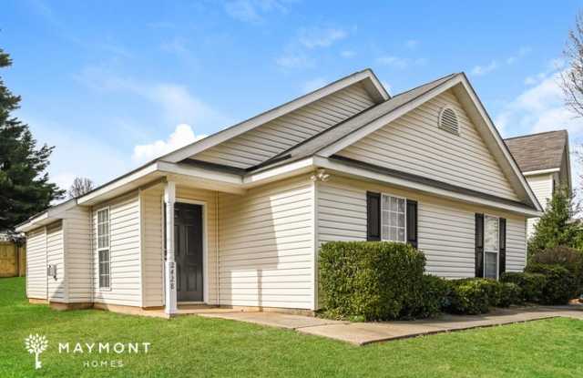 2428 Fairstone Avenue photos photos