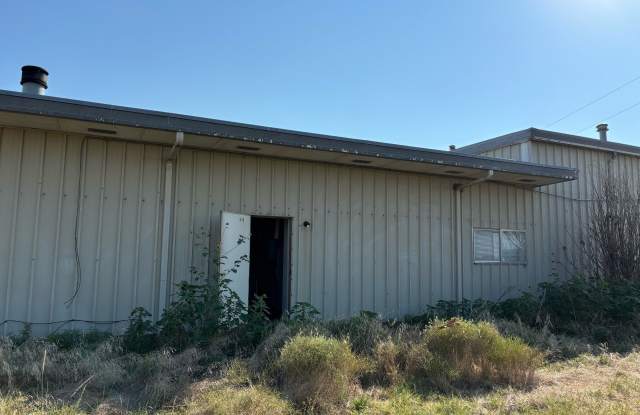 100 Industrial Park Gallery 1