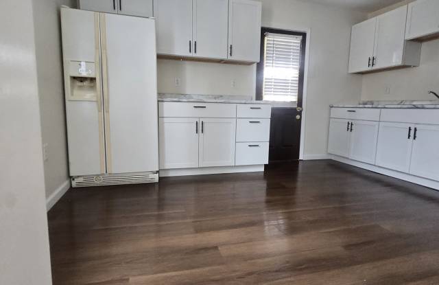 724 East Lawrence Street photos photos