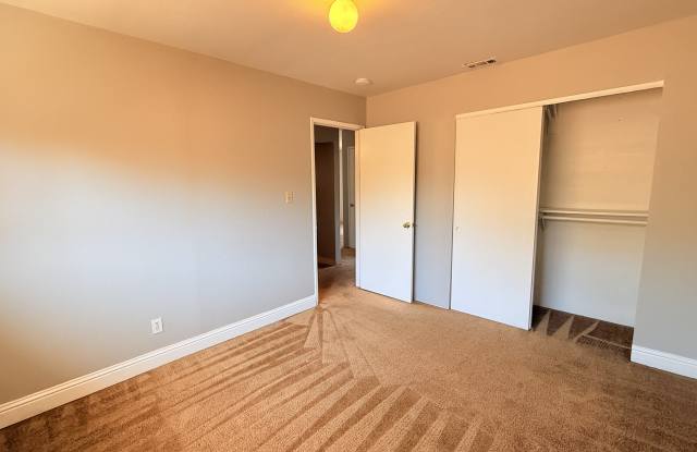 8825 San Pasqual Way Gallery 3