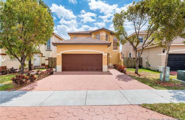 11312 NW 44 TER - 11312 Northwest 44th Terrace, Doral, FL 33178