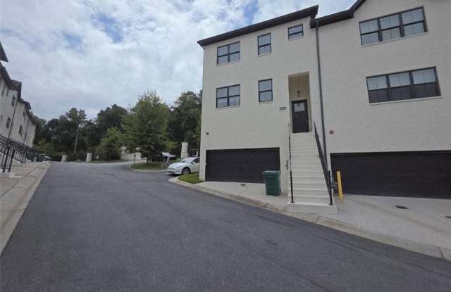 8020 Linfield Way photos photos
