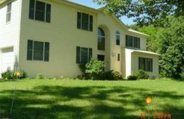 9 David Drive - 9 David Drive, New Hempstead, NY 10977