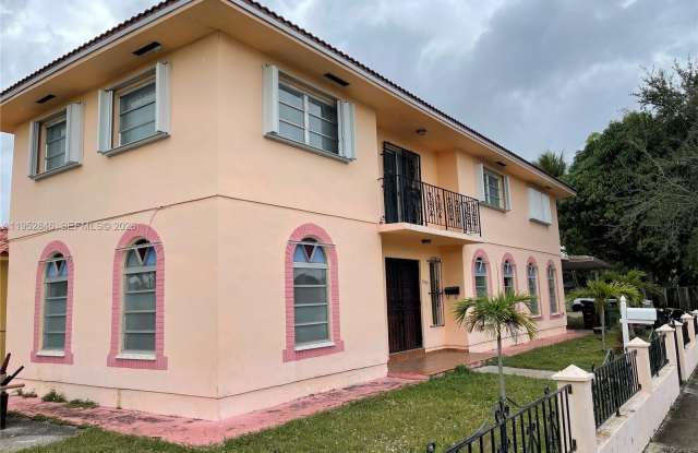 3500 E 6th Ave photos photos