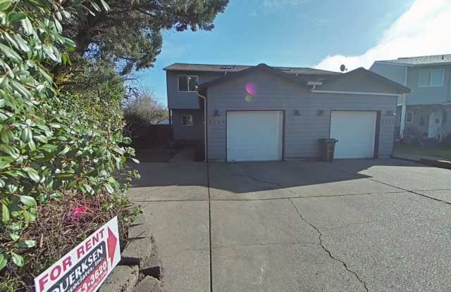 3 Bedroom Townhouse ~ North Corvallis ~ Pet Friendly photos photos