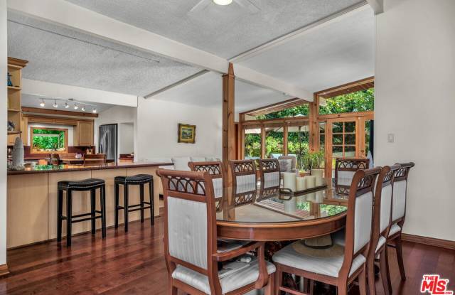 3447 Vista Haven Road - 3447 Vista Haven Road, Los Angeles, CA 91403 3447 Vista Haven Road - 3447 Vista Haven Road, Los Angeles, CA 91403