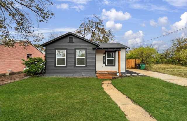 2239 Burnet St photos photos