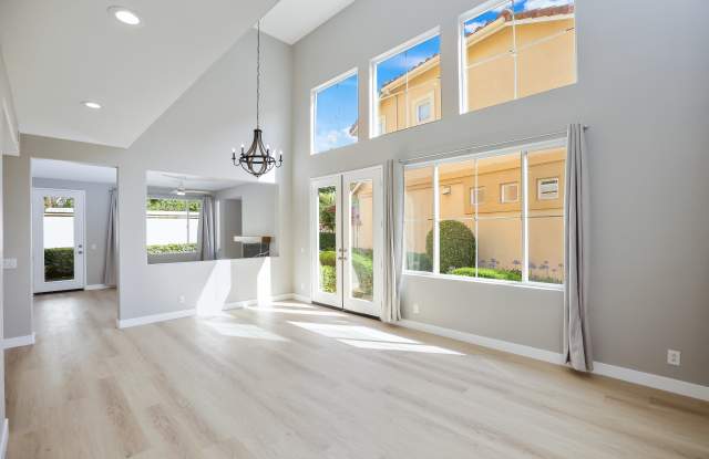 34 Santa Catalina Aisle - 34 Santa Catalina Aisle, Irvine, CA 92606