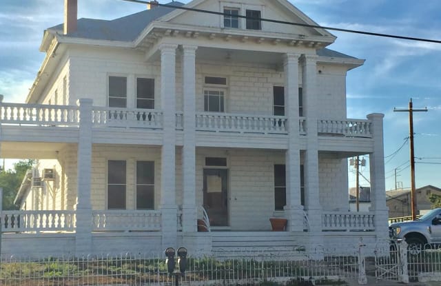 219 Washington St - 219 Washington Street, Eagle Pass, TX 78852