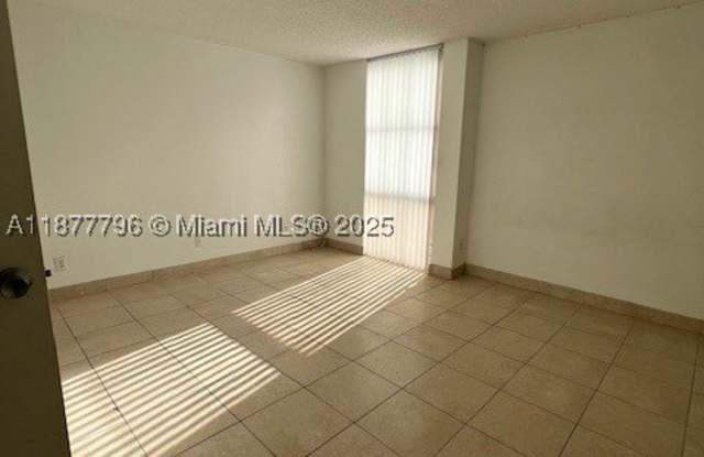 13499 Biscayne Blvd Gallery 3