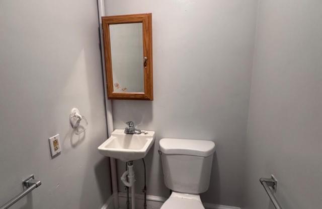 1710 PERKIOMEN Avenue Gallery 4