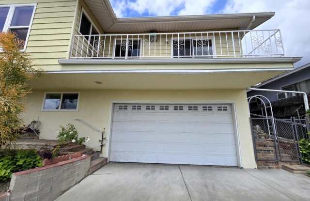 109 Waverly Drive Gallery 3