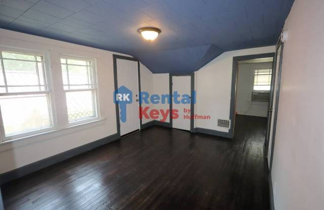 Three Bedroom | Two Bathroom House Gallery 4