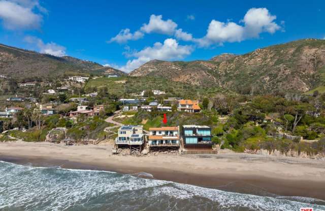 31952 Pacific Coast Hwy - 31952 East Pacific Coast Highway, Malibu, CA 90265
