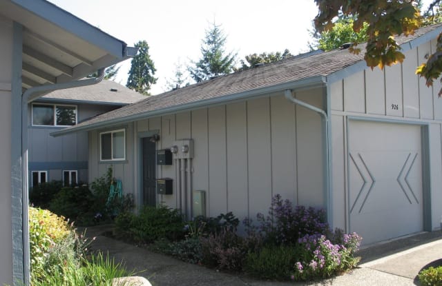 926 Blue Heron Avenue NE - 926 Blue Heron Avenue Northeast, Bainbridge Island, WA 98110