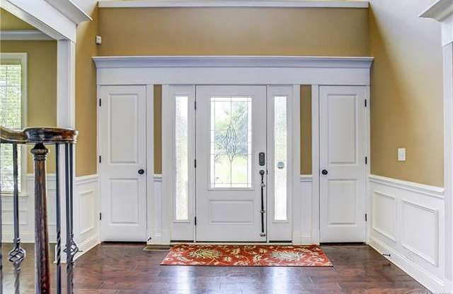720 Ridgelake Drive Gallery 3