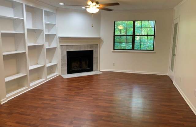 115 Barrington Hills Drive Gallery 3