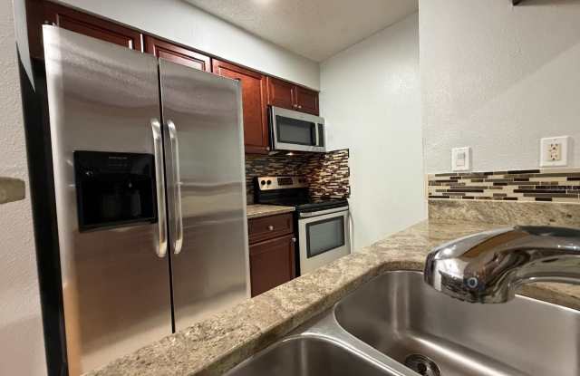 8643 MALLARD RESERVE Drive Gallery 3