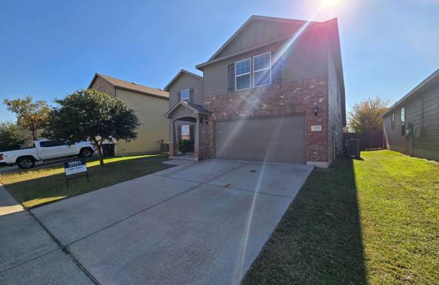 RENT REDUCTION  RENT SPECIAL - AVAILABLE NOW! photos photos