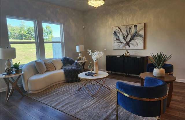 1702 Villageside Court Gallery 2