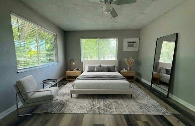 10675 Seminole Blvd photos photos