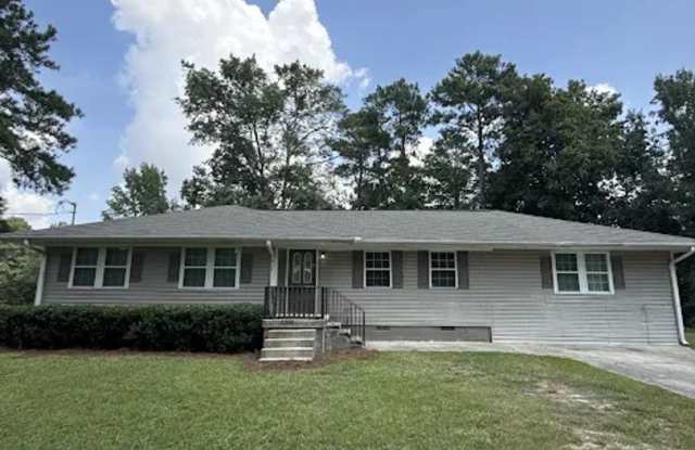 3 bed, 1.5 bath in Morrow! Gallery 4