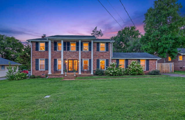 Beautifully Renovated 5BR Home Near the Lake - No HOA photos photos