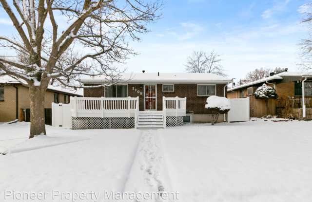 2105 Jay St - 2105 Jay Street, Edgewater, CO 80214