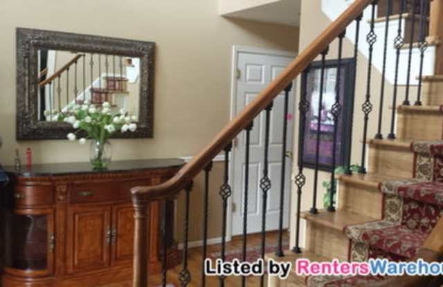 1639 Spring Water Lane Gallery 2