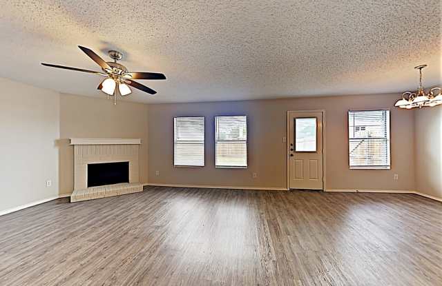 643 Pondview Drive Gallery 4