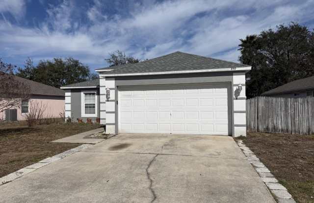 2157 WILLESDON Drive W photos photos