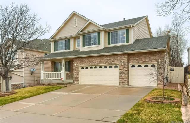 5 Bedroom single family home in Cherry Creek School District with fiber internet photos photos